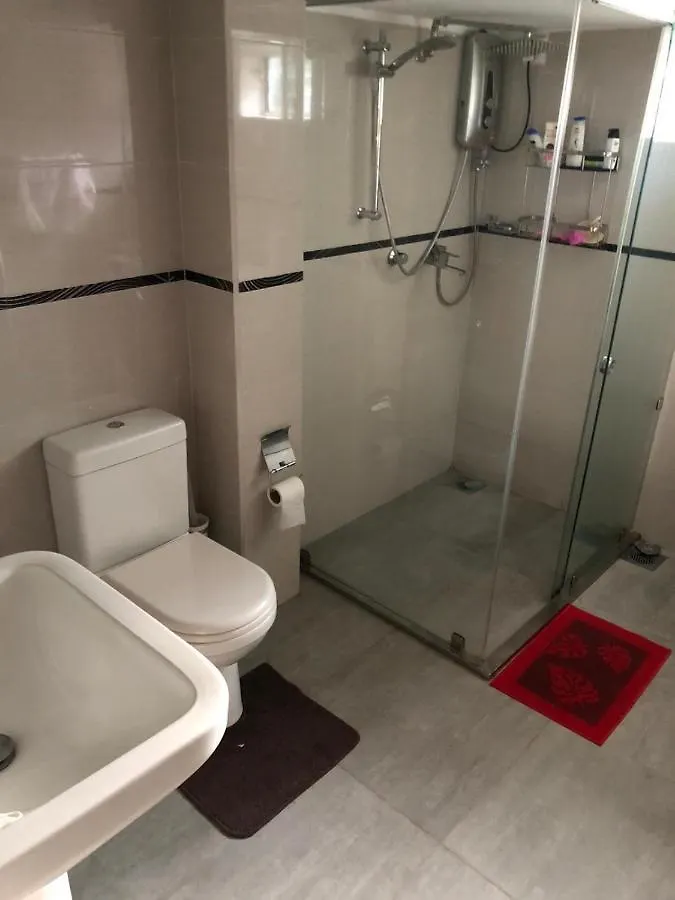Central Residence Rajagiriya-Entire House スリ・ジャヤワルダナプラ・コッテ 別荘